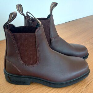 NEW Blundstones 659 Chestnut Dress Chelsea Boots US 8 Women's / 6 Men's Unisex